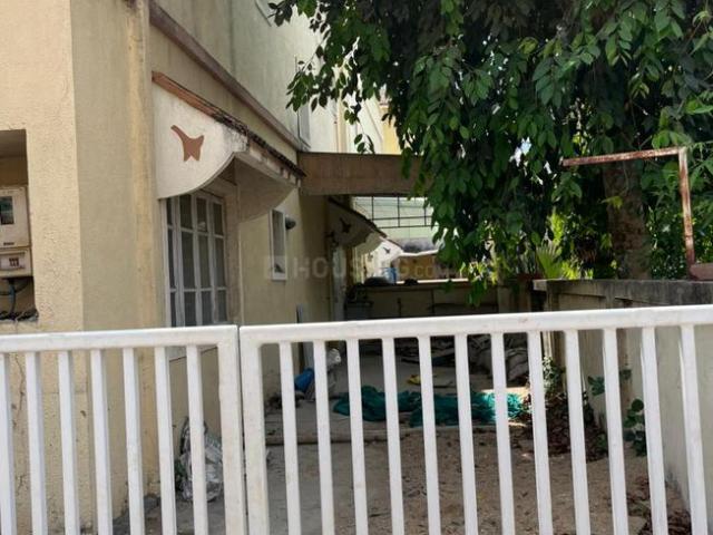 4 BHK Independent House in Thaltej for resale Ahmedabad. The reference number is 19802304