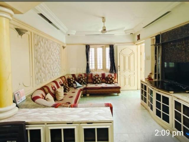 4 BHK Independent House in Thaltej for resale Ahmedabad. The reference number is 20992841