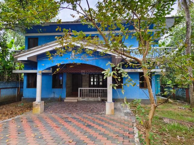 4 BHK Independent House in Thrippunithura for rent Kochi. The reference number is 21280208
