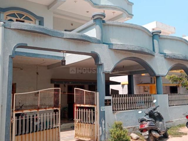 4 BHK Independent House in Tragad for resale Ahmedabad. The reference number is 20824797