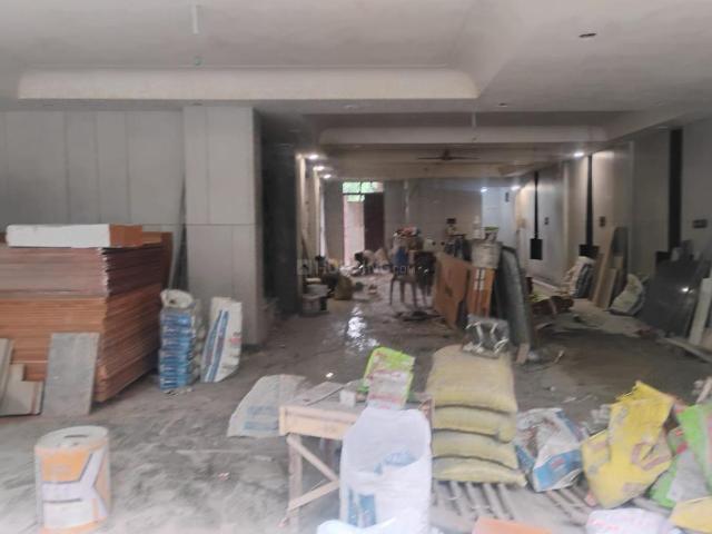 4 BHK Independent House in Tri Nagar for resale New Delhi. The reference number is 21274457