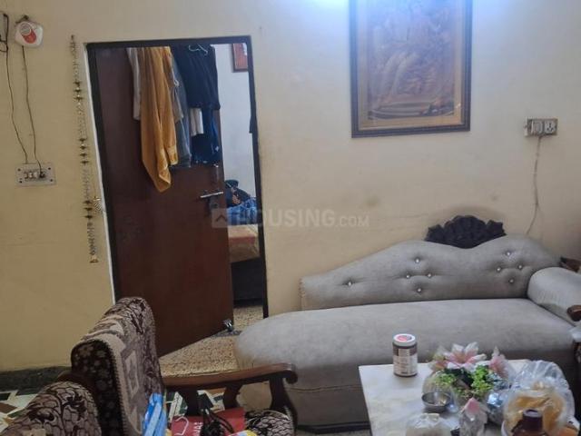4 BHK Independent House in Tri Nagar for resale New Delhi. The reference number is 21289544