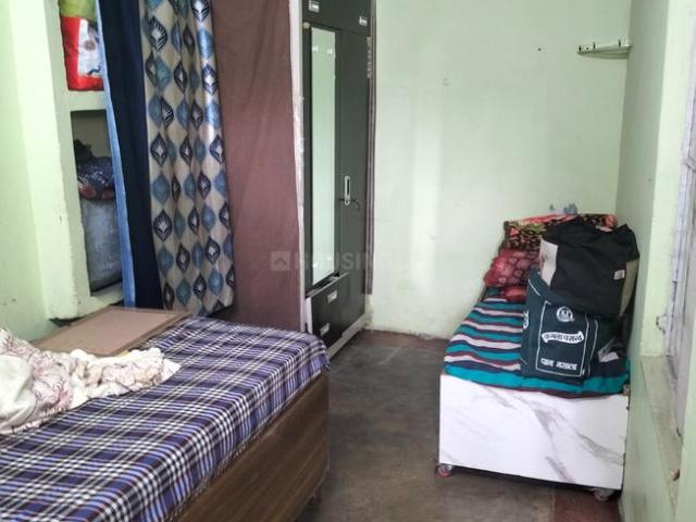 4 BHK Independent House in Tri Nagar for resale New Delhi. The reference number is 21390444