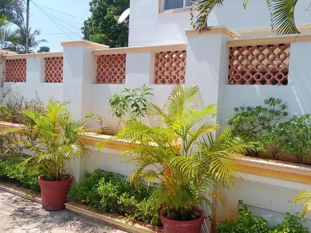 4 BHK Independent House in Uthandi for rent Chennai. The reference number is 21392387