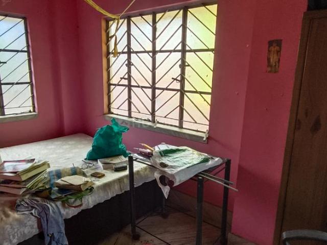 4 BHK Independent House in Uttarpara for resale Hooghly. The reference number is 18502364