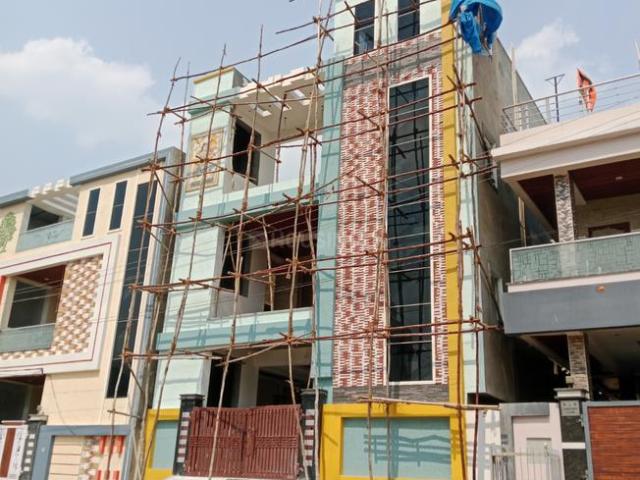 4 BHK Independent House in Vanasthalipuram for resale Hyderabad. The reference number is 20692852