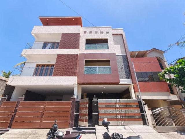4 BHK Independent House in Valasaravakkam for resale Chennai. The reference number is 20597670