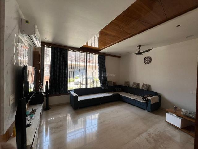 4 BHK Independent House in Vastral for resale Ahmedabad. The reference number is 21112680