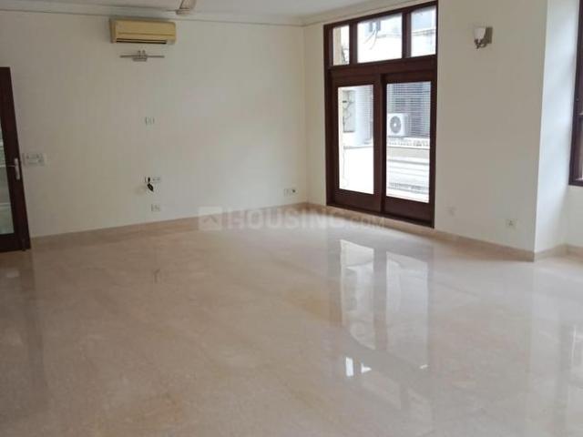 4 BHK Independent House in Vasant Vihar for rent New Delhi. The reference number is 18028557