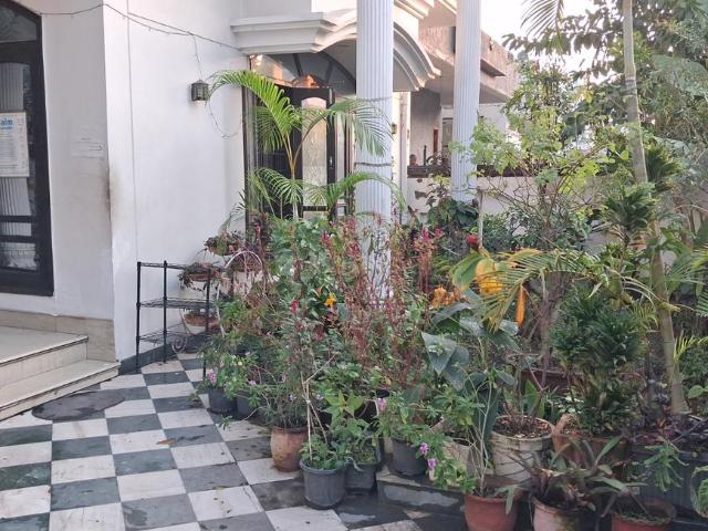 4 BHK Independent House in Vasant Vihar Phase 1 for resale Dehradun. The reference number is 21293074
