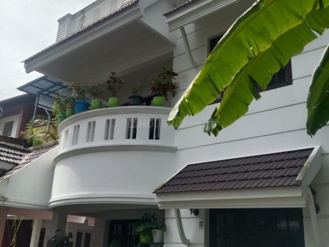 4 BHK Independent House in Vennala for resale Kochi. The reference number is 20797247