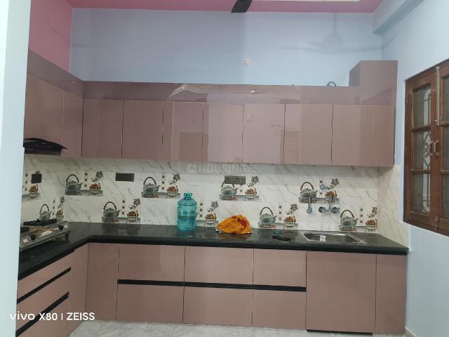4 BHK Independent House in Vikas Nagar for rent Lucknow. The reference number is 20398368