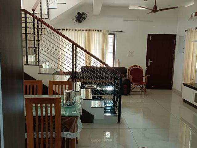 4 BHK Independent House in Vyttila for rent Kochi. The reference number is 20310757
