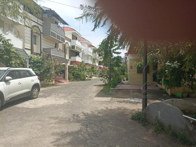 4 BHK Independent House in West Tambaram for resale Chennai. The reference number is 21139679