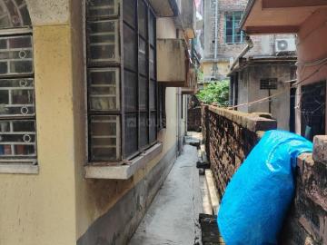 4 BHK Independent House in Airport Gate No 2 for resale Kolkata. The reference number is 20062696