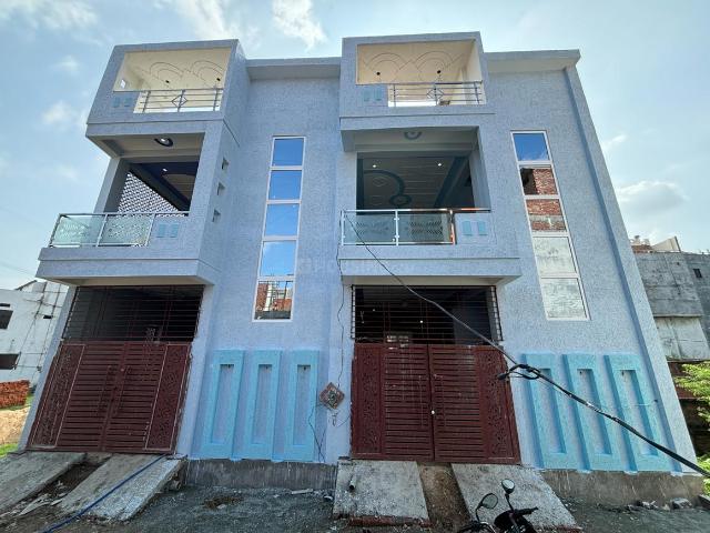 4 BHK Independent House in Amara Khaira Chak for resale Varanasi. The reference number is 20822621