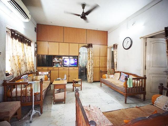 4 BHK Independent House in Ambawadi for resale Ahmedabad. The reference number is 20623696