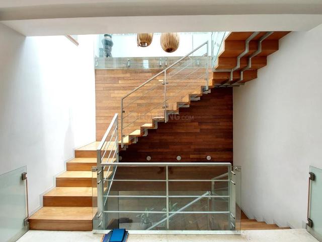 4 BHK Independent House in Anna Nagar for rent Chennai. The reference number is 21202927