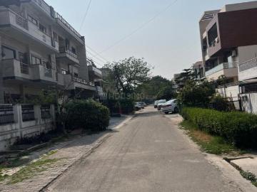 4 BHK Independent House in Ansals Chiranjiv Vihar for resale Ghaziabad. The reference number is 20240915
