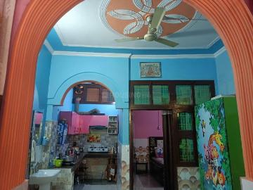 4 BHK Independent House in Ashok Vihar Phase 3 Extension for resale Gurgaon. The reference number is 13352477