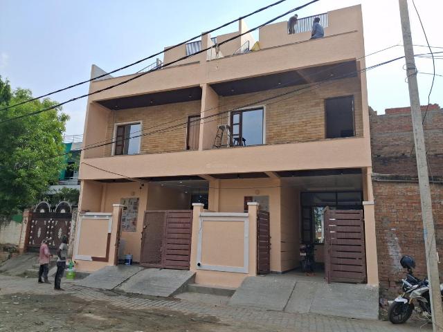 4 BHK Independent House in Awaleshpur for resale Varanasi. The reference number is 20377485