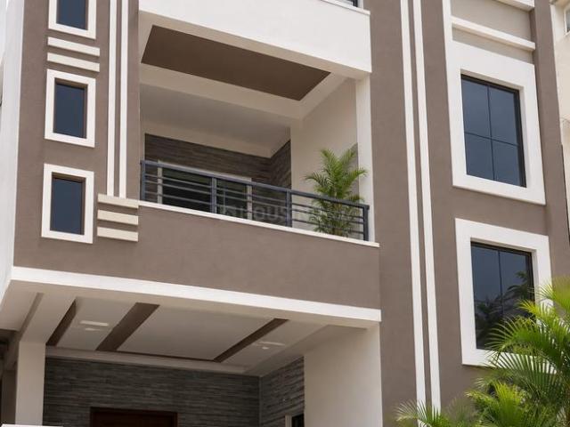 4 BHK Independent House in Bandlaguda Jagir for resale Hyderabad. The reference number is 21145597