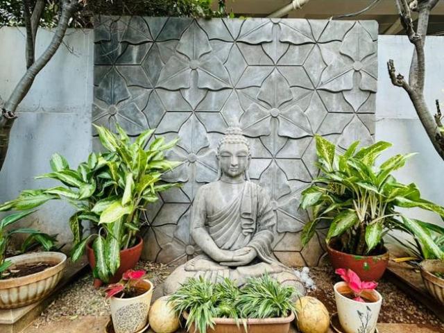 4 BHK Independent House in Banjara Hills for resale Hyderabad. The reference number is 19227631