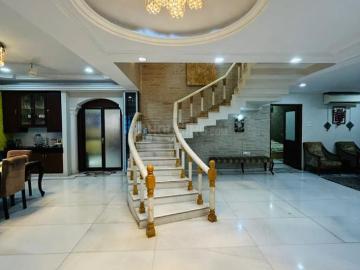 4 BHK Independent House in Banjara Hills for resale Hyderabad. The reference number is 19433978