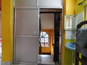 4 BHK Independent House in Baghajatin for rent Kolkata. The reference number is 20345205