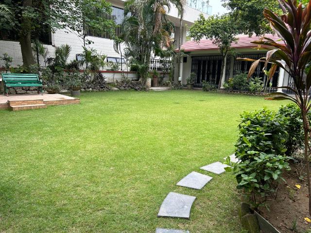 4 BHK Independent House in Ballygunge for rent Kolkata. The reference number is 19863424