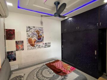 4 BHK Independent House in Bapunagar for resale Ahmedabad. The reference number is 18150118