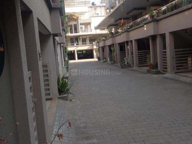4 BHK Independent House in Bhimrad for resale Surat. The reference number is 20408532