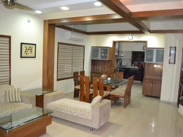 4 BHK Independent House in Bodakdev for rent Ahmedabad. The reference number is 20273723