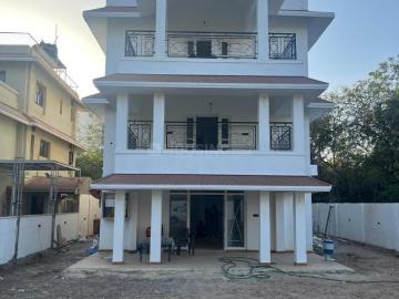 4 BHK Independent House in Bodakdev for resale Ahmedabad. The reference number is 19745854