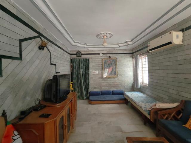 4 BHK Independent House in Bodakdev for resale Ahmedabad. The reference number is 19943669