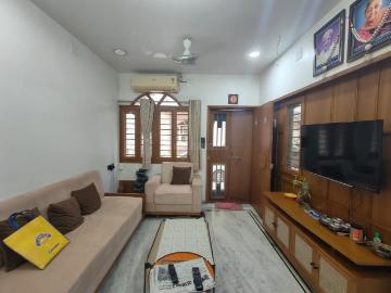 4 BHK Independent House in Bodakdev for resale Ahmedabad. The reference number is 19952251