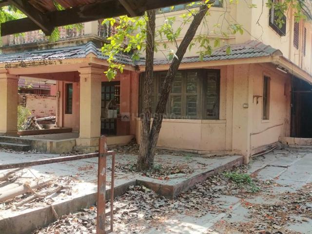 4 BHK Independent House in Bodakdev for resale Ahmedabad. The reference number is 20317403