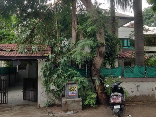4 BHK Independent House in Bodakdev for resale Ahmedabad. The reference number is 20997204