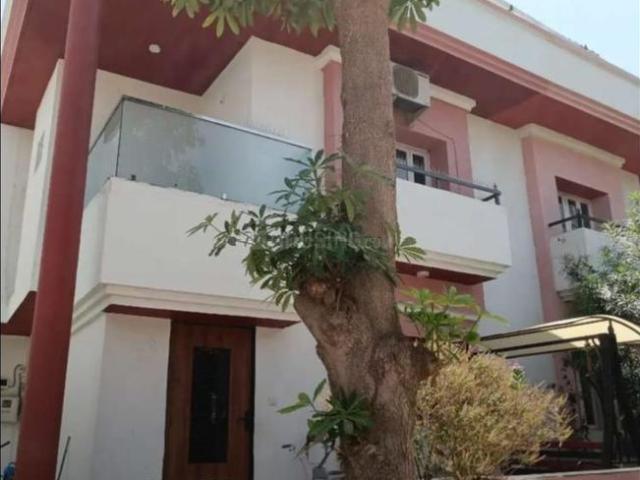 4 BHK Independent House in Bopal for rent Ahmedabad. The reference number is 20474255