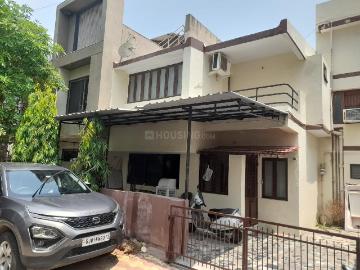 4 BHK Independent House in Bopal for resale Ahmedabad. The reference number is 20189038