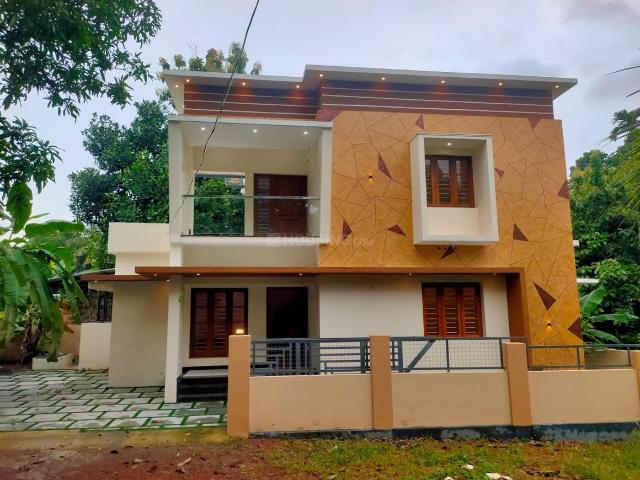 4 BHK Independent House in Chottanikkara for resale Kochi. The reference number is 20479960