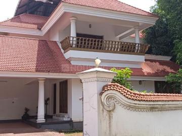 4 BHK Independent House in Chalakudy for rent Thrissur. The reference number is 17284447