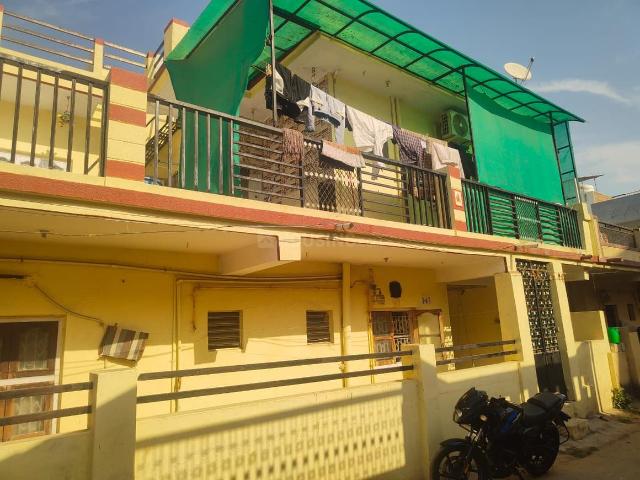 4 BHK Independent House in Chandkheda for resale Ahmedabad. The reference number is 21238413