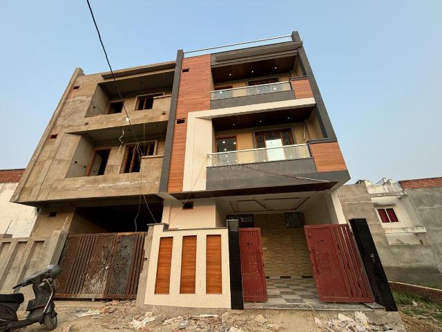 4 BHK Independent House in Chitaipur for resale Varanasi. The reference number is 20403880