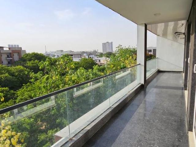 4 BHK Independent House in DLF Phase 3 for rent Gurgaon. The reference number is 20451590