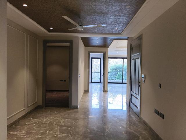 4 BHK Independent House in DLF Phase 3 for resale Gurgaon. The reference number is 19609637