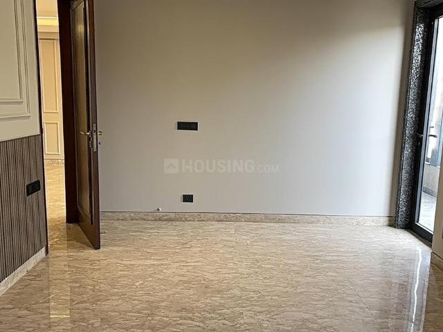 4 BHK Independent House in DLF Phase 2 for resale Gurgaon. The reference number is 20043280