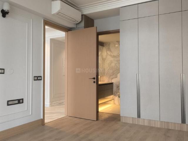 4 BHK Independent House in DLF Phase 5 for rent Gurgaon. The reference number is 19341449