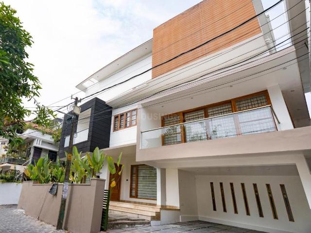 4 BHK Independent House in Edappally for resale Kochi. The reference number is 20449457