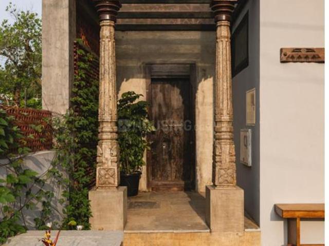 4 BHK Independent House in Eroor for resale Kochi. The reference number is 18778394
